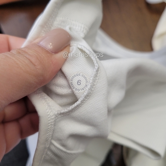 Lululemon Ebb to Train Bra - Picture 5 of 5